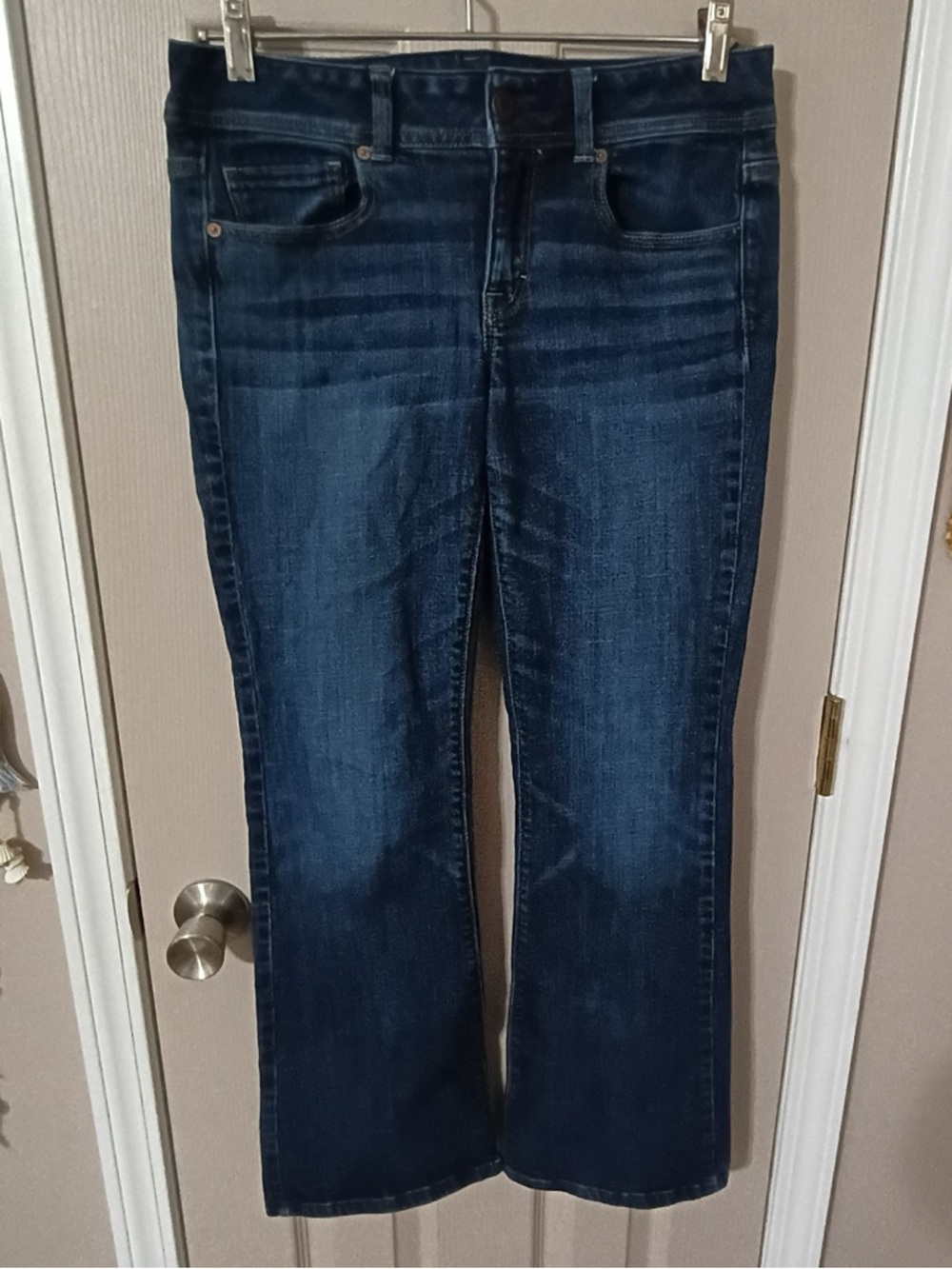 American Eagle Stretch Original Boot low rise dark wash jeans. Size 8.